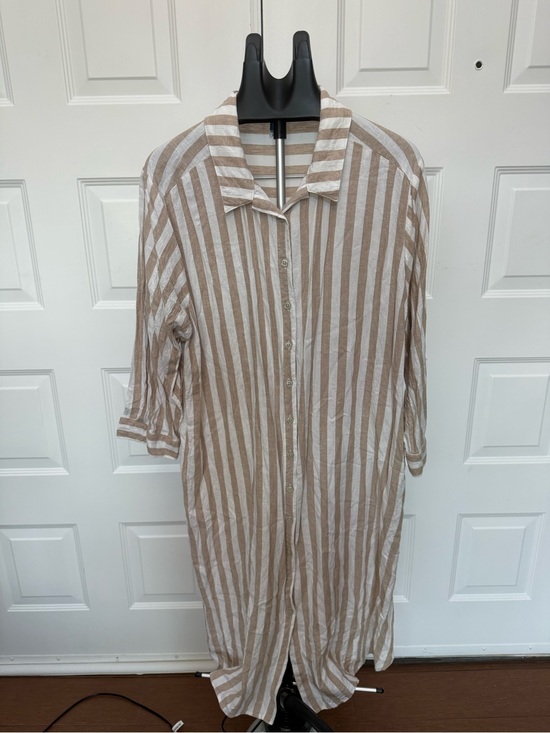 Old Navy Dresses & Skirts - Old Navy Beige and White Striped Midi Shirt Dress